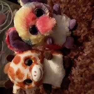 Tiny Giraffe & Elephant plushie